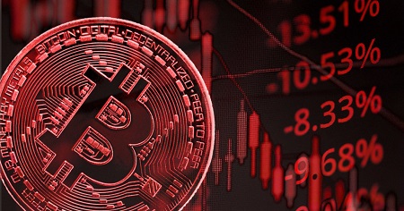 Bitcoin Dips Below $16.5K, Solana Records New Weekly Low, Down 23%