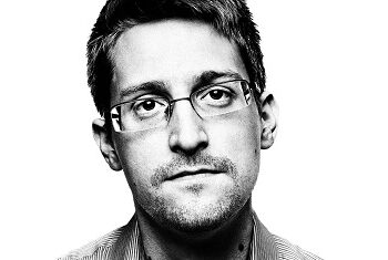 Edward Snowden Offers To Take the Position of Elon Musk As Twitter CEO