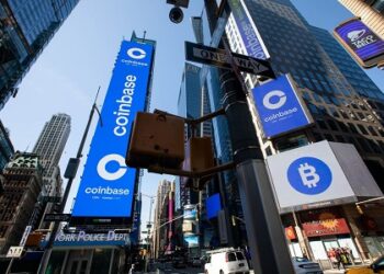 Coinbase Stock Rises 12% After $100M US Regulator Settlement