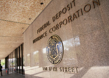 US Officials Explore Options for Ensuring Bank Deposits Protection Amid Crisis Concerns