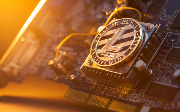 Is Litecoin's Descent Linked to Bitcoin? Exploring Both Tokens’ Relationship and Market Dynamics