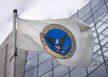 US SEC Charges Two Crypto Influencers Over Alleged $1.7 Billion Pyramid Scheme