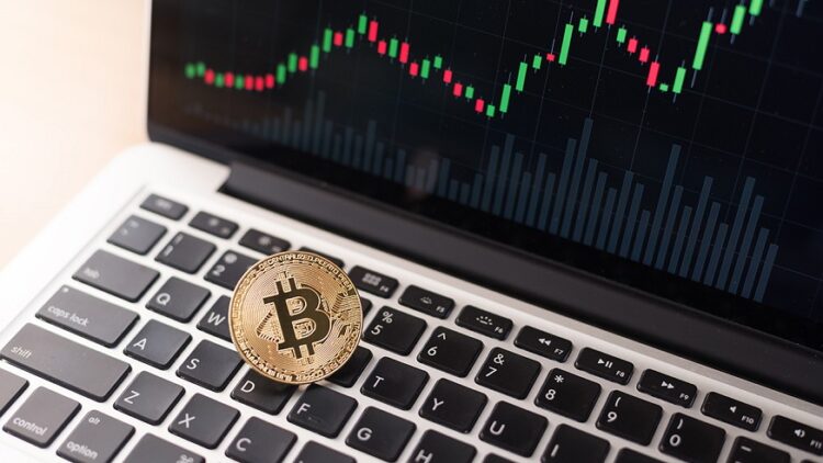 Analysts Express Concerns as Bitcoin Fails to Hold Above $69,000 Amid Market Volatility