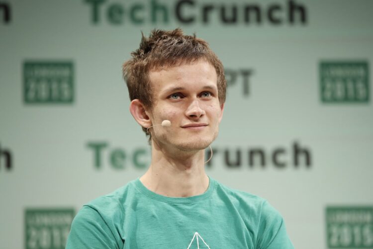 Vitalik Buterin Endorses Private “Likes” on X, Suggests Farcaster Follow Suit