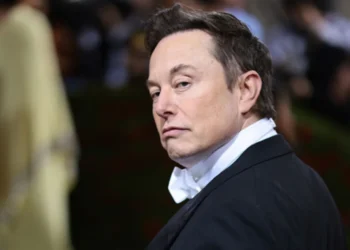 Elon Musk Likens Microsoft’s New Windows AI-Powered Feature to Tech in Sci-Fi TV Series “Black Mirror”
