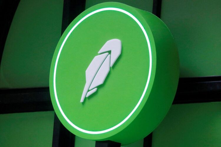 Robinhood Receives Wells Notice from U.S. SEC, Stock Declines 2.5%