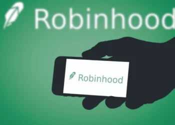 Robinhood CEO Labels UK Crypto Rules ‘Backward,’ Advocates for Financial Freedom