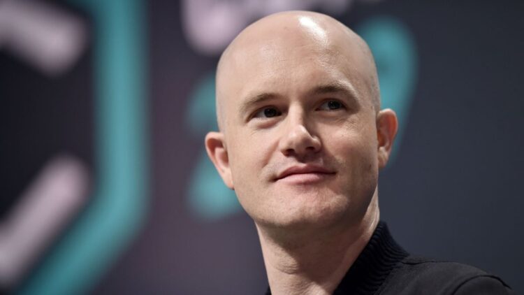 Coinbase CEO Brian Armstrong Slams Crypto Law Firms Hiring Anti-Crypto Figures
