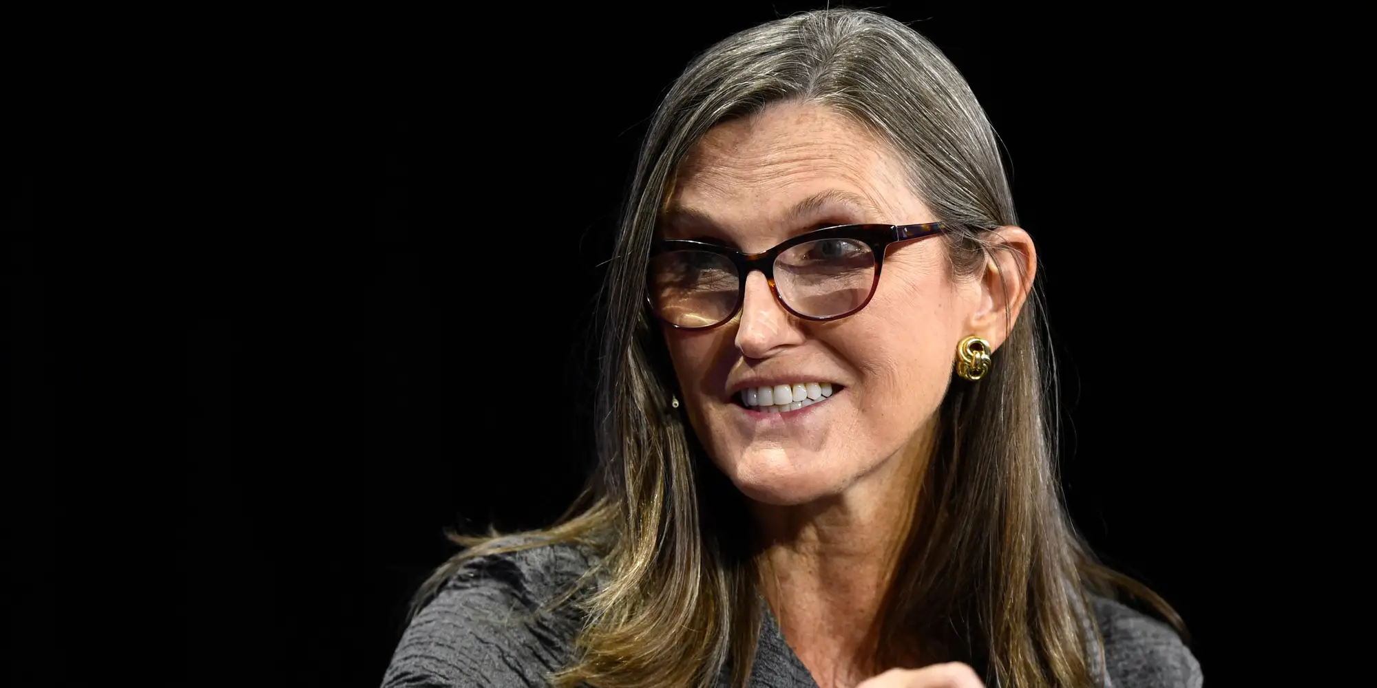 Cathie Wood warns U.S of losing crypto lead.