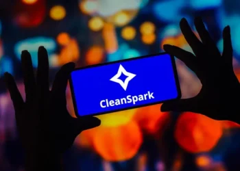 CleanSpark Reports $181.7M in Q2 Revenue, Targets 50 EH/s Despite Net Loss