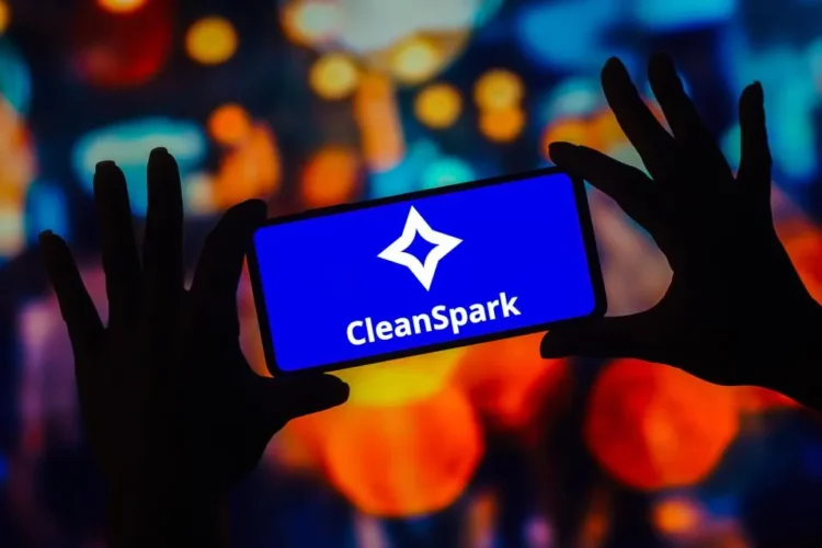 CleanSpark Reports $181.7M in Q2 Revenue, Targets 50 EH/s Despite Net Loss