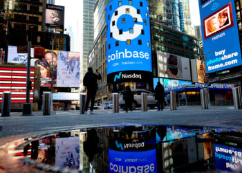 Coinbase Enters S&P 500, Driving 8.8% After-Hours Surge in Shares
