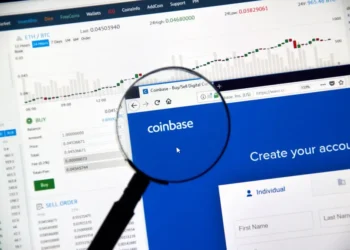 Coinbase Shares Slide as Cyberattack and SEC Probe Shake Investor Confidence