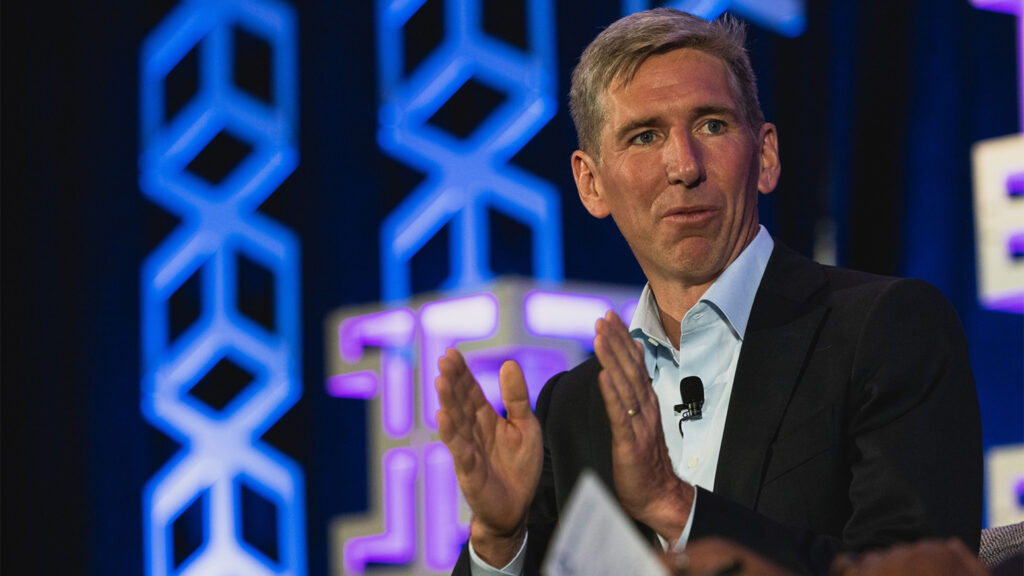 Bitwise CIO Says Crypto Market May Be Underpricing SEC's Pro-Blockchain Shift