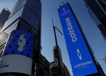 Coinbase Misses Q2 Estimates Despite YoY Revenue Growth, Shares Dip 6%