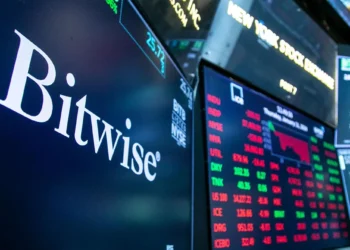 Bitwise CIO Highlights Active Digital Asset Trusts Outperform ETFs, Boosting Investor Confidence