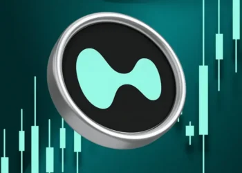 Bitwise and Grayscale Aggressively Accumulate HYPE as Spot ETF Race Heats Up