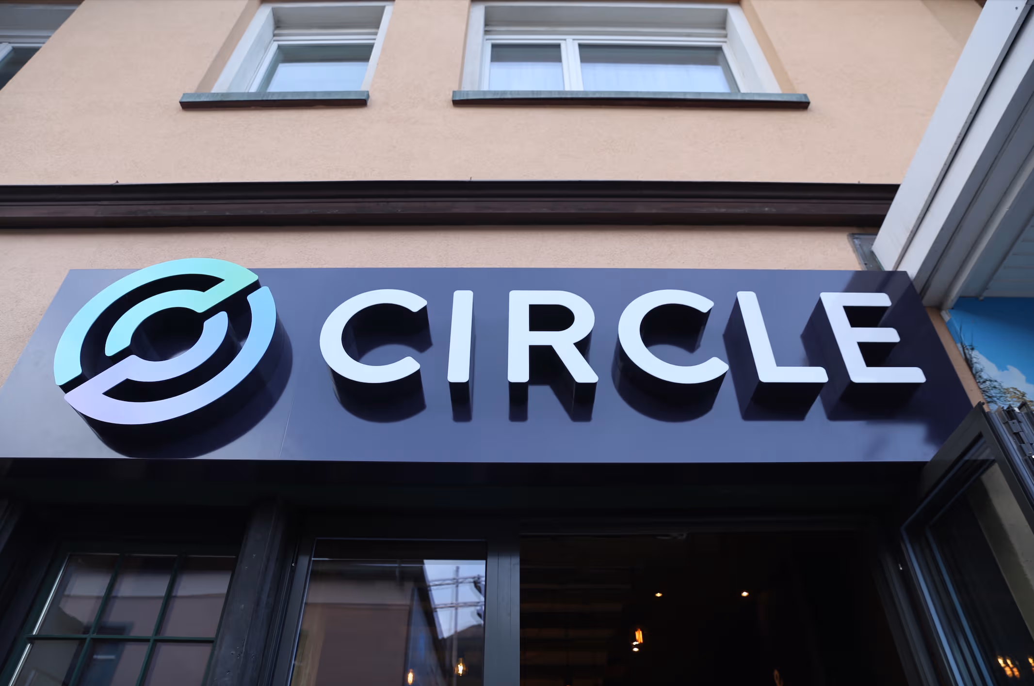 Circle Rally Signals a New Trend as Crypto Stocks Track U.S. Regulation