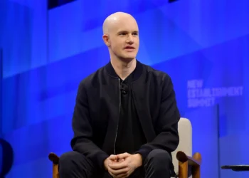 Coinbase CEO Pushes for Tokenization, Stablecoins, and AI in Finance Overhaul