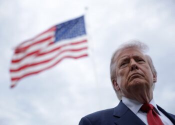 Trump Weighs Mass Pardons as Crypto Founders Push for Clemency