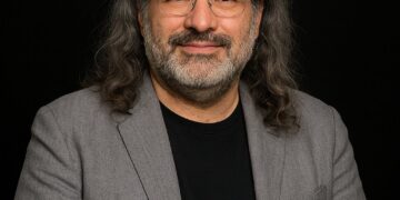 Ripple CTO David Schwartz Warns XRP Community Over Meme Coin Speculation