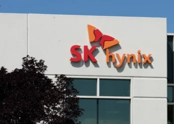 SK Hynix Overtakes Samsung as AI Demand Drives Growth