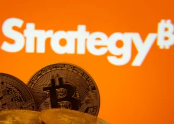 STRC Trades Below Price as Returns Attract Buyers