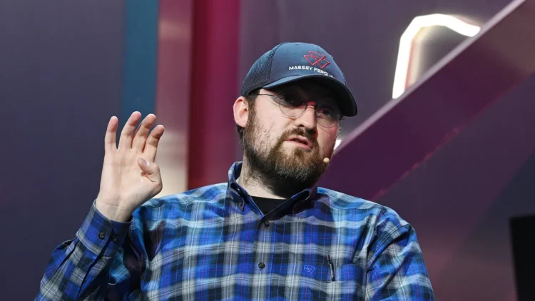 Charles Hoskinson Tests Smart Contract to Recover Lost Cardano Wallets