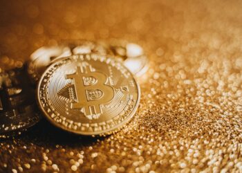 DBS to Launch Tokenized Physical Gold for Retail Investors