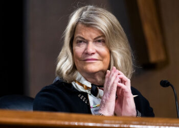 Lummis Warns US Risks Falling Behind Without Crypto CLARITY Act
