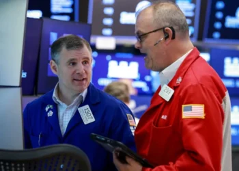 U.S. Investors Pull $3.5 Billion From Equity Funds as Tech Concerns Grow