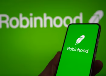 Robinhood Cuts 10% of Workforce as Crypto Trading Rebounds and Restructuring Continues