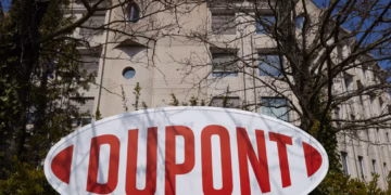 Gate Updates DuPont Holdings After 1-for-3 Reverse Stock Split