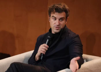 Airbnb CEO Confirms X Account Hack After Fake Crypto Tokenization Posts
