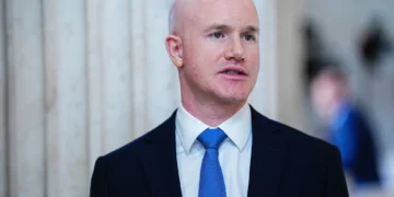 Coinbase CEO Says AI Will Boost Crypto Demand as Base and USDC Power Agent Payments
