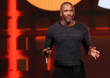 Arthur Hayes Warns AI Data Centre Boom Could Trigger Debt Problem, Favouring Bitcoin