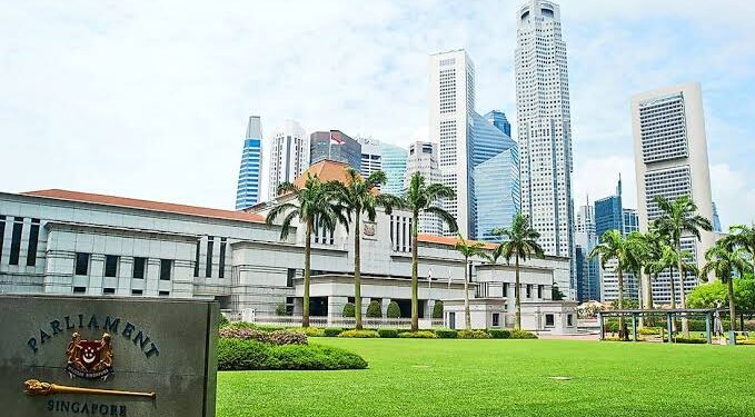 Singapore Government Pushes AI Adoption Across as MAS Flags Risks From AI Boom